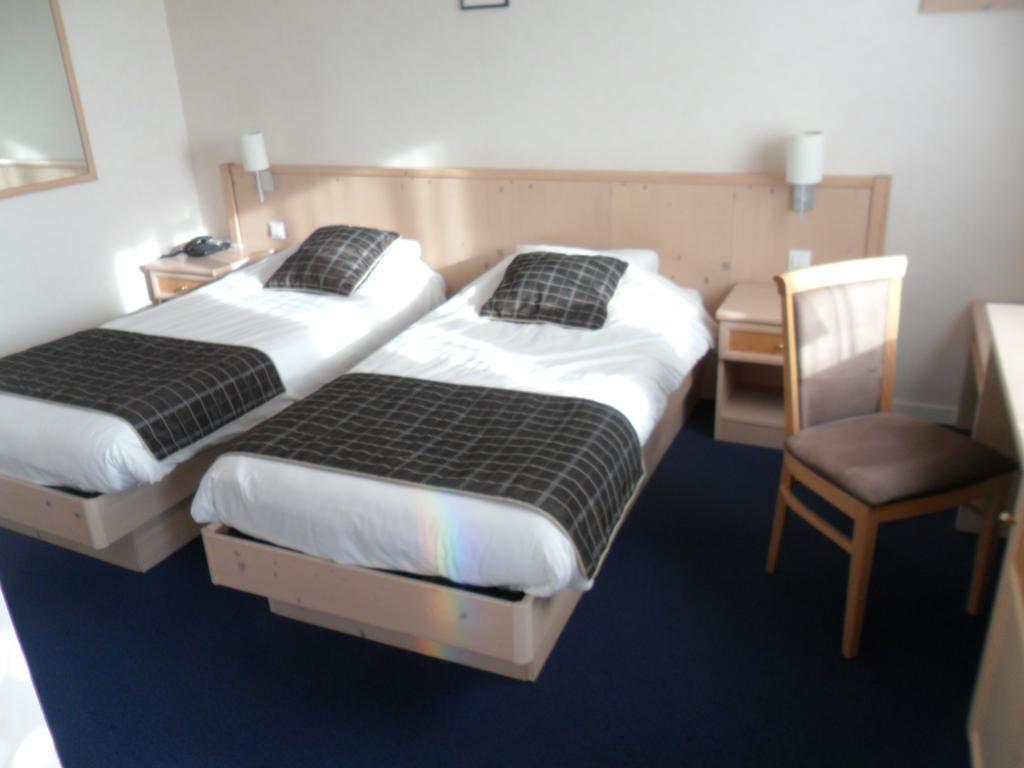 Hotel L'Oceane Angers Parc Expo Verrieres-en-Anjou Room photo